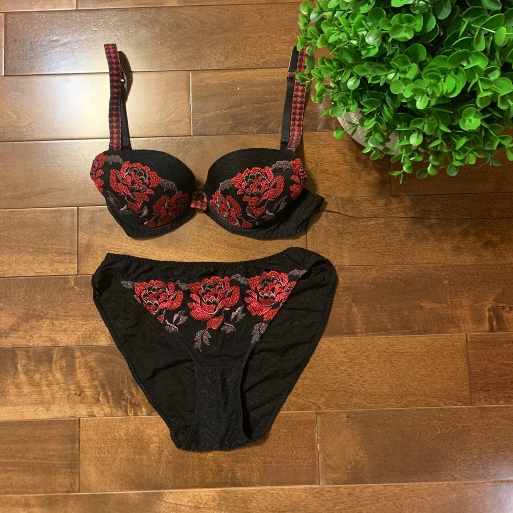 Aubade Paris Bra and Panties Set